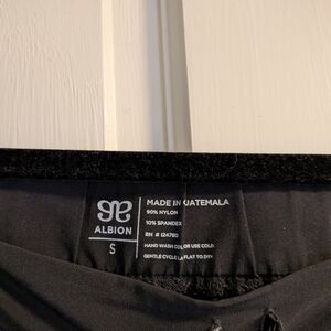 Albion Jetsetter Jogger Size Small